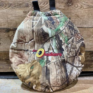 API Outdoors, Realtree Camo, Hunting Stool Cushion, 13.5"