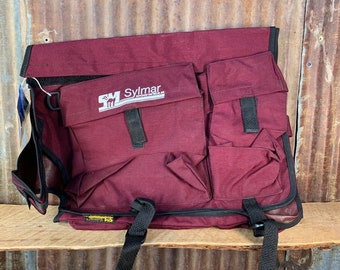 Grand sac à dos pour chien en Cordura bordeaux avec poches, Territoires du Nord-Ouest