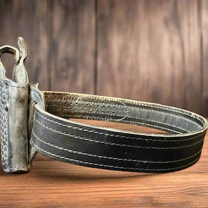 Safariland, Leather Tactical Belt with Leather Holster, Medium