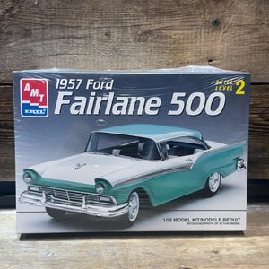 1993 ERTL, AMT, 1957 Ford Fairlane 500, Skill Level 2, 1:25 Scale, Model Kit, NIB