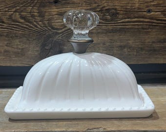 Mantequera con tapa, pomo de cristal, 7"