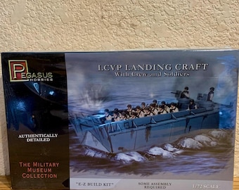 Pegasus Hobbies, LCVP Landing Craft with Crew & Soldiers, 1:72 Model Kit, NIB