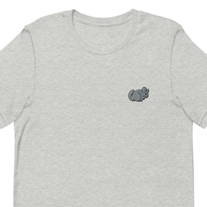 T-shirt unisexe chinchilla, t-shirt unisexe brodé cadeau pour petit ami, petite amie, chemise à manches courtes unisexe - plusieurs couleurs