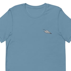 T-shirt unisex con aeroplano di carta, maglietta da uomo ricamata, regalo per fidanzato e fidanzata, maglietta unisex a maniche corte - vari colori