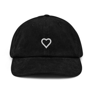 Cappello in velluto a coste con motivo a cuore, berretto da papà in velluto a coste ricamato a mano - Colori assortiti