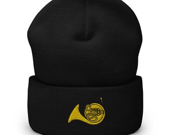 Berretto ricamato con corno francese: cappello invernale lavorato a maglia fatto a mano