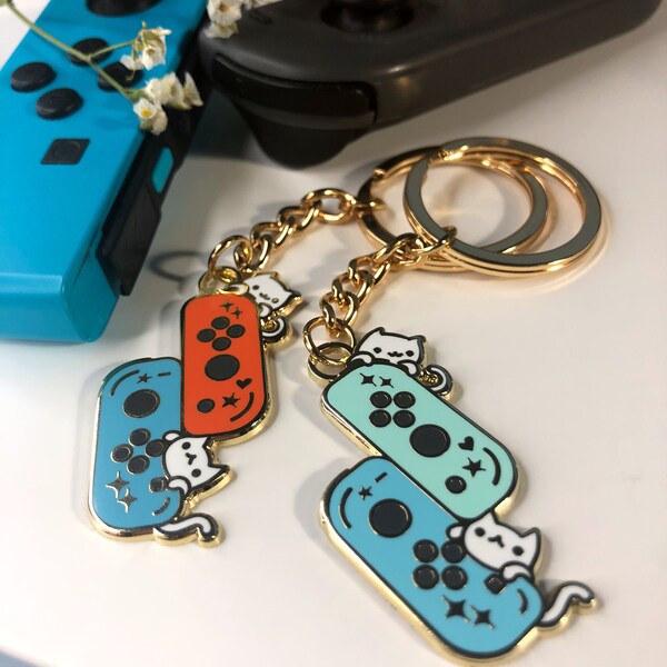 Switch Joycon Cats- Gold Hard Enamel Keychain-cute, kawaii, gift, keychain