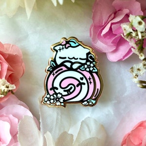 Paw-some Swiss Roll- Cat Swiss Roll Enamel Pin: Kit-Tea Time- cute, kawaii, gift, lapel pin