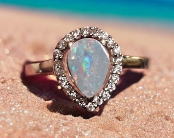 Australian Opal Ring: Sterling Silver Lightning Ridge Opal, US Size 6.5