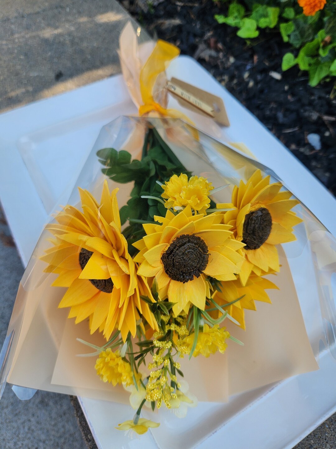 Sunflowers for Hope and Joy – デイヴィッド・ホックニー