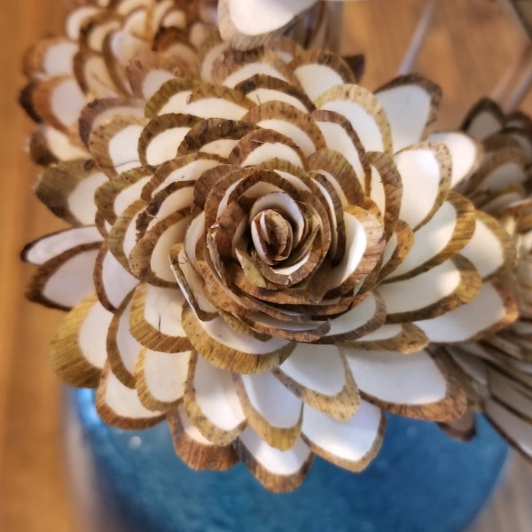 DIY stemmed Flowers ~ Sola Wood Flowers ~ Wooden  Flowers ~Stemmed Wood Flowers ~ Set of 5 or 10- Wedding Cake flowers / ALMOND
