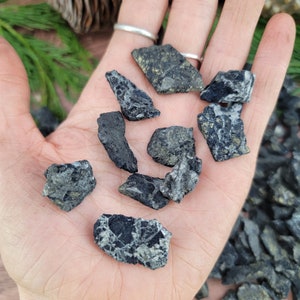 Rough Covellite from Peru, Chalcopyrite, Flashy Blue Indigo Rare Mineral, Chatoyant