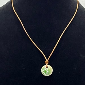 Crackle Porcelain Flower and Leather Simple Necklace N30