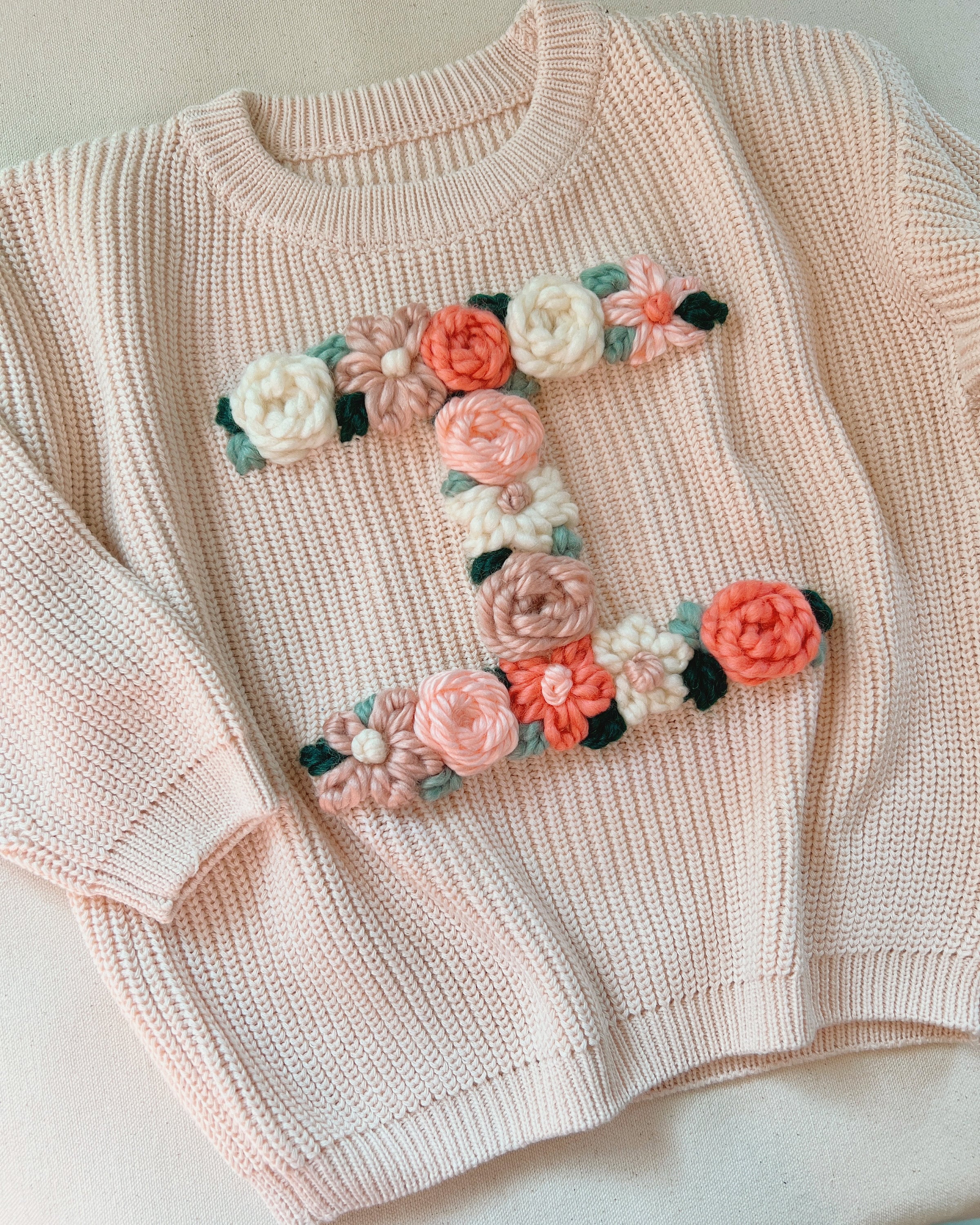 【I Need You Baby】Random Embroidery Sweat Pearl Grey Trendy Game Day Embroider Patch Sweatshirt