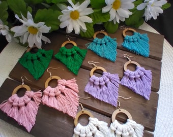 Wooden Circle Pointed Earrings