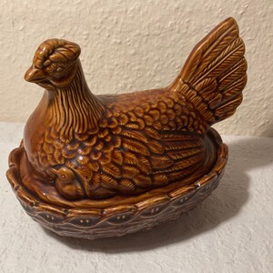 Vintage Portmeirion Brown Chicken Hen on Nest with chick