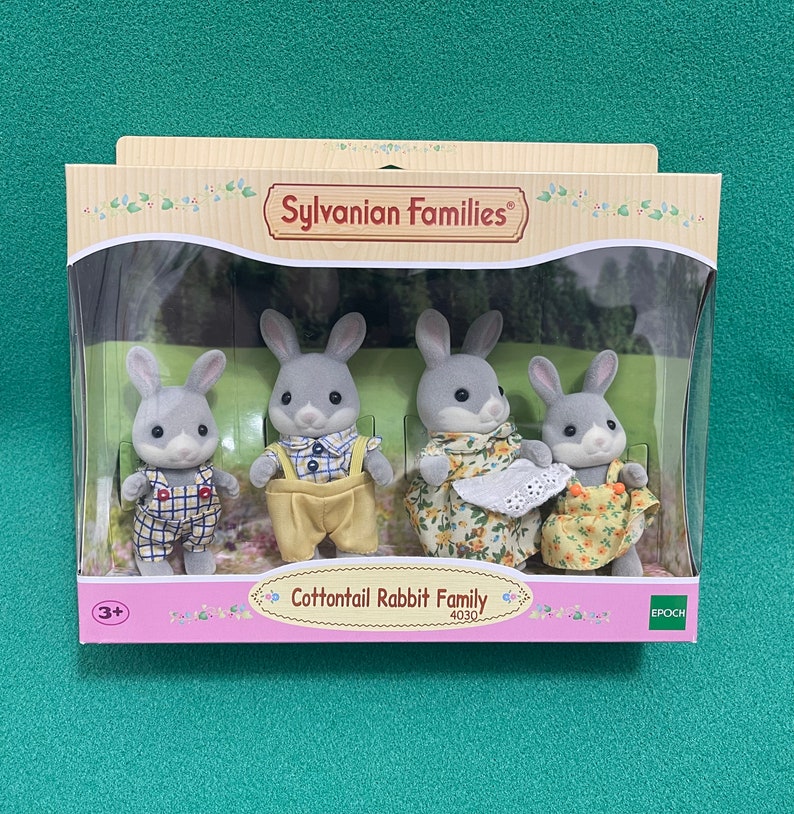 Sylvanian Families Calico Critters Vintage Flair Skunk, Norwood Mouse ...