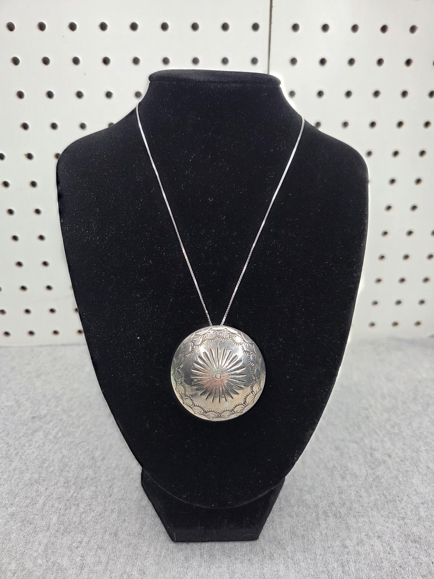 ナバホ族 PHILLIP SANCHEZ スパイニーオイスターシルバーネックレス P sanchez sterling - Etsy 日本