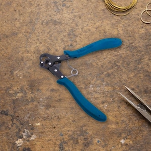 Herramienta Riverstone de 3 mm para crear bucles en un solo paso: crea y recorta bucles uniformes para joyería.