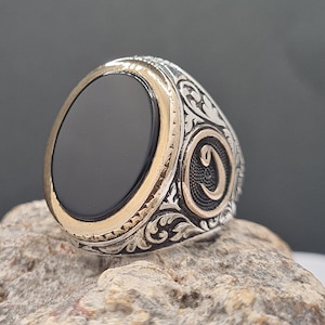 Anillo de hombre árabe Vav, anillo de letra árabe, anillo de hombre grabado, anillo grabado de piedra preciosa de ónix, anillo de plata ovalado, anillo negro para hombre, regalo para él