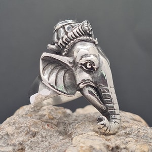 Handmade Unique Ganesha Figure Silver Unisex Ring image 1