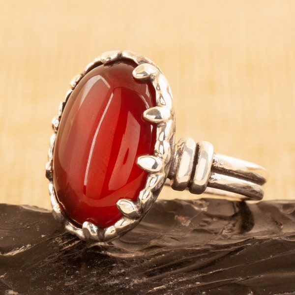 925k Silver, Red Agate Gemstone, Claw Model Women Ring, Minimalist Oval Ring for Her, Gift for Girlfriend - Other Gemstones Available