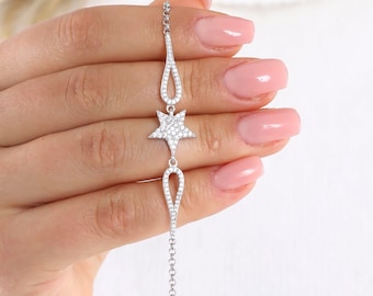 925 Sterling Silver, Tiny Star Bracelet, Star Charm, Minimalist Gift İdeas for Her, Dainty Bracelet for Wife, Minimalist Bracelet For Her