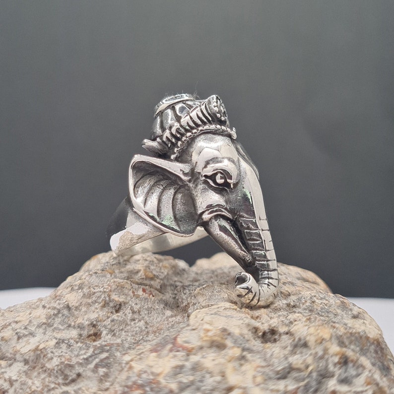 Handmade Unique Ganesha Figure Silver Unisex Ring image 1