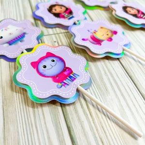 Gabby&#39;s Dollhouse Cupcake topper/ Gabby&#39;s Dollhouse Party Decor/ Gabby&#39;s Dollhouse Party Supplies/ Gabby&#39;s Dollhouse Birthday/