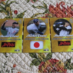 Lotto di 6 carte 2 di ogni carta 2012 Gold Rookie Shohei Otani 3 diverse carte da baseball personalizzate Rookie Phenoms della High School giapponese Sensation