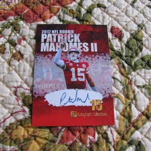 10 Card Lot 2017 Patrick Mahomes NFL Rookie Custom Facsimile Auto Cards