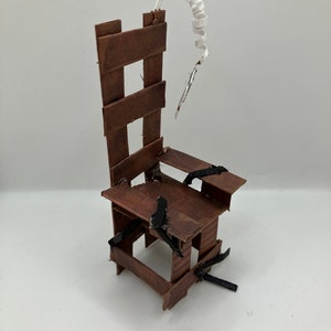 DIY Electric Chair for 1:12 Scale Dollhouse, Halloween and Gothic Dollhouse Accessory