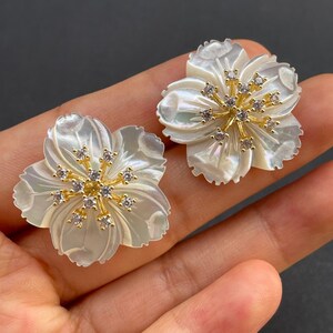 Natural fritillary flower earrings, with natural changing light, delicate and elegant, a special gift.