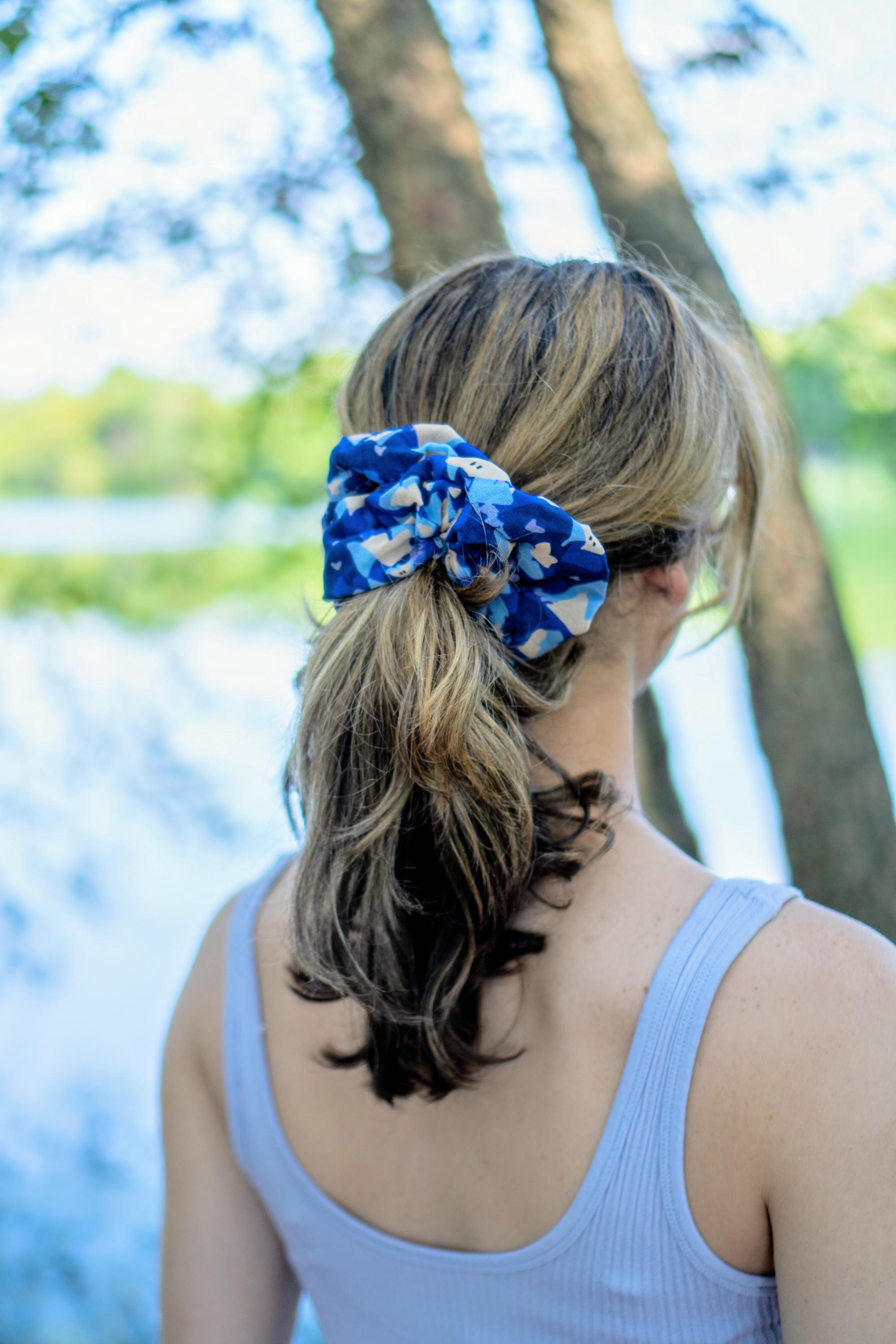 Blue Floral Hair Scrunchie Scunci Trend Collection Scrunchie Hair Ties, Blue Floral, 3  main image 4