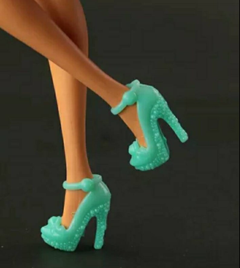Shoes for Barbie and Curvy Barbie Dolls - Etsy