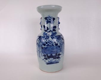 Antique Chinese celadon colored vase decorated with phoenixes and flowers // Qing Dynasty - 19th century