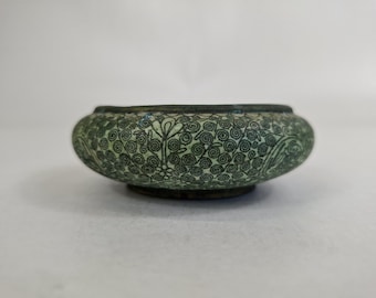 Cuenco chino antiguo de cloisonné con motivos florales // Época de la República (1912-1949)