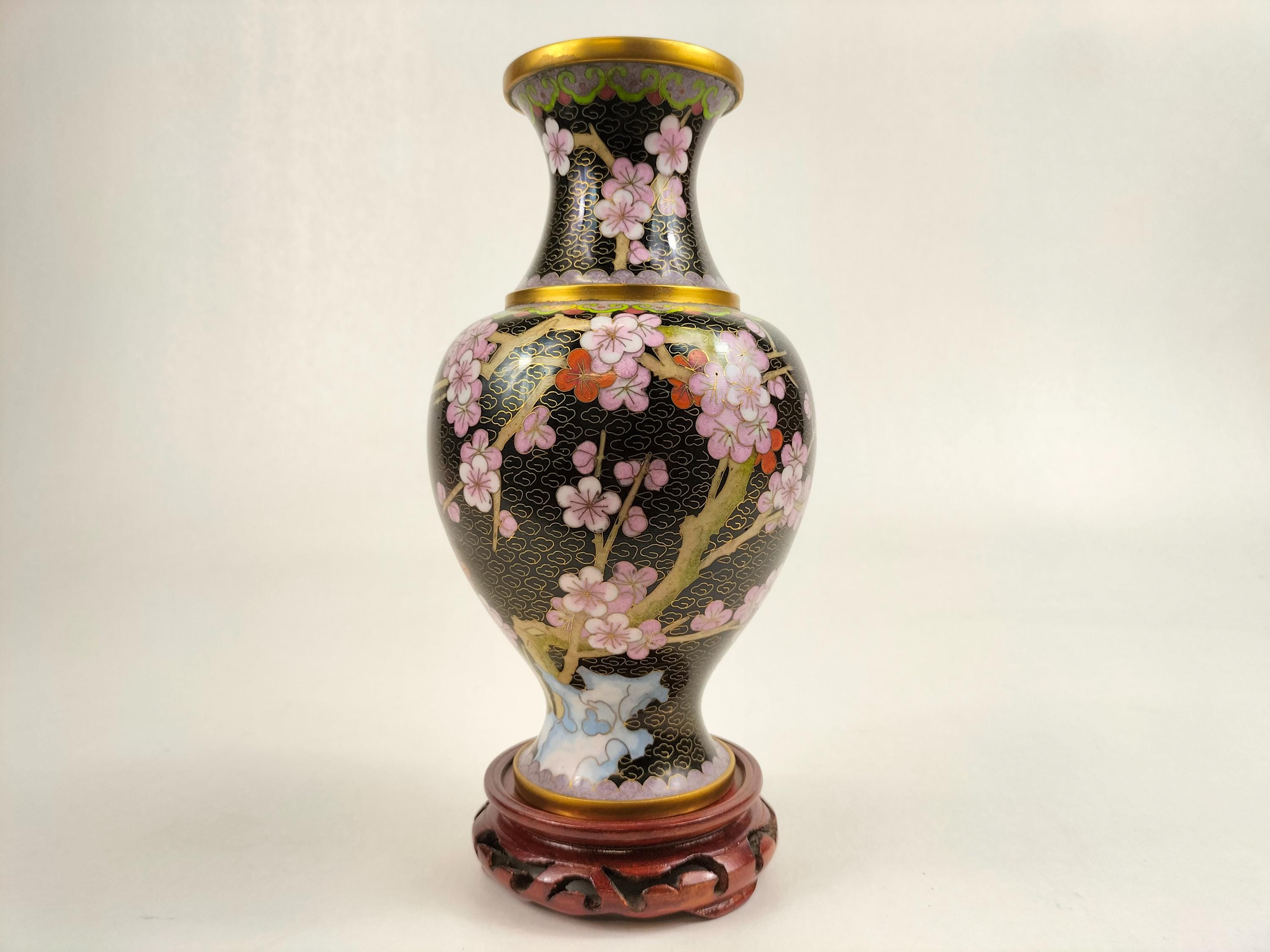 花と鳥が描かれた中国の七宝花瓶 // 20 世紀 - Etsy 日本