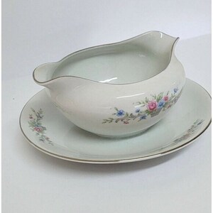GRAVY BOAT W/TRAY - CORPORATION