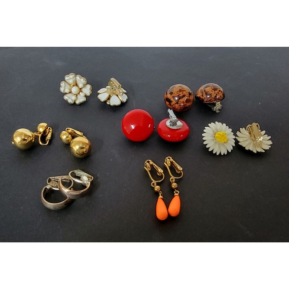 Vintage to Mod 114 Pc Lot Clip Stud Earrings Char… - image 1
