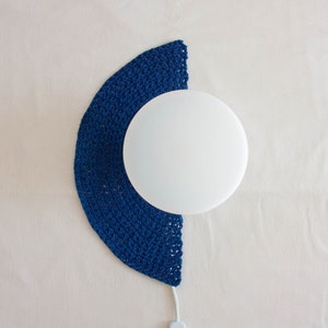 Handmade Crochet Wall Lamp Half-Moon | Wabi Sabi Decor | Minimalistic Wall Lamp | Japandi Decor | Cocoon Lamp | Handmade Lamp