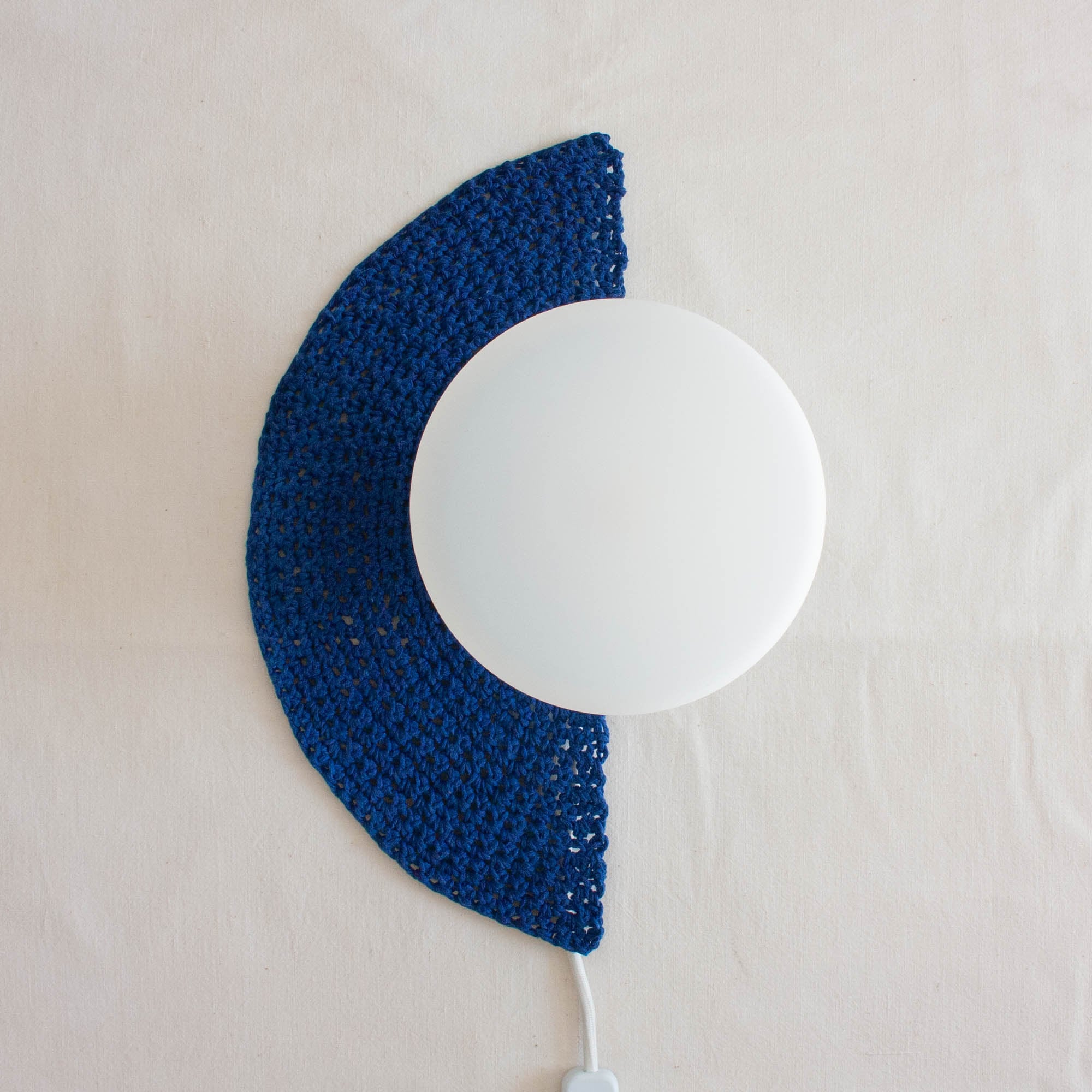 Handmade Crochet Wall Lamp Half-Moon | Wabi Sabi Decor | Minimalistic Wall Lamp | Japandi Decor | Cocoon Lamp | Handmade Lamp
