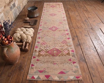 Vintage Turkish Runner Rug – Beige Pink Wool Oushak Style, Handmade Hallway Rug