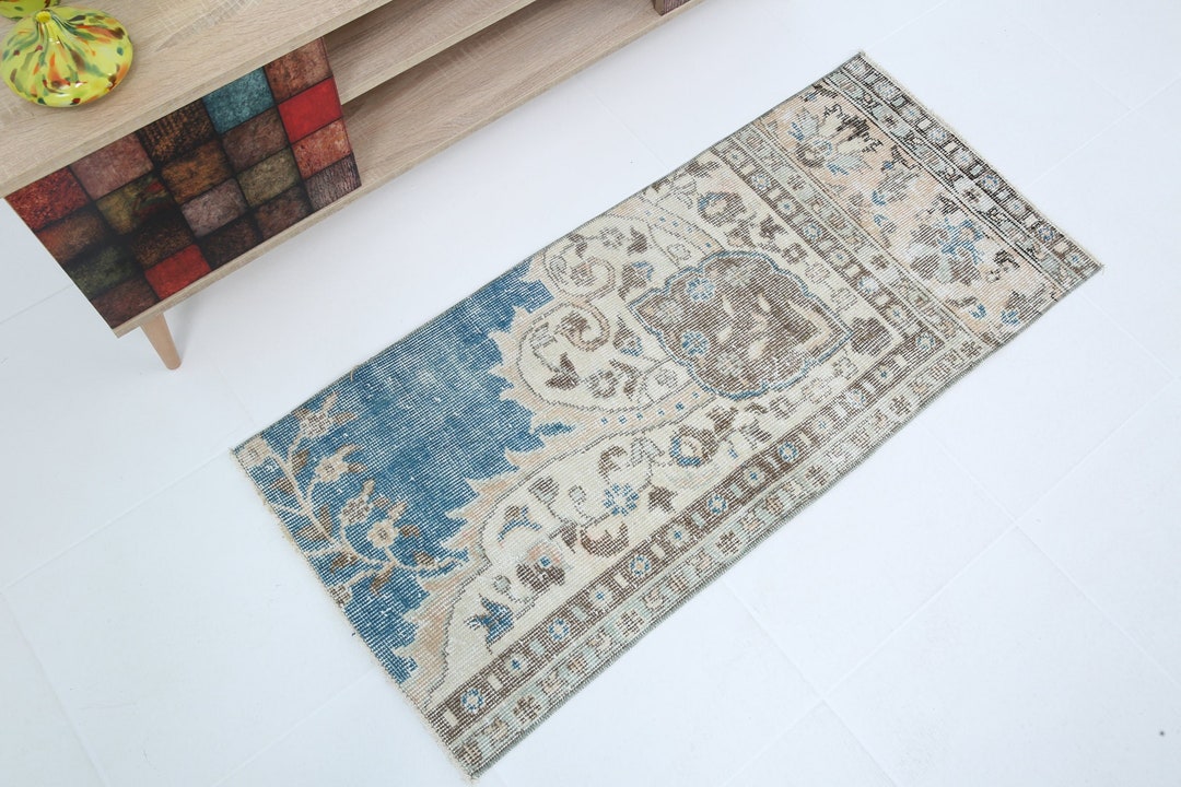 2x4 Coastal Grandma Style Bathroom Rug, Turkish Vintage Ivory Royal ...
