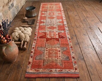 Vintage Herki Runner Rug - Turkish Hand Knotted Wool Hallway Rug 3x11 ft
