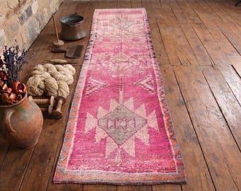 3x10 Muted Pink Turkish Runner – Vintage Herki Wool Rug for Hallway