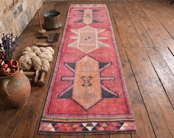 Vintage Turkish Runner Rug – Pink Wool Rug, Handmade Boho Tribal Hallway Runner