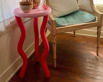 The Jelly Table - Colorful Side Table - Wavy Postmodern Funky Nightstand - Maximalist Home Decor Fun Barbiecore Furniture Red & Pink