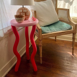 The Jelly Table - Colorful Side Table - Wavy Postmodern Funky Nightstand - Maximalist Home Decor Fun Barbiecore Furniture Red & Pink