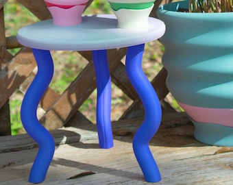Blue Wavy Plant Stand - Maximalist Small 8" Stand Perfect for Displaying Plants, Cakes, and More - 3D Printed Aesthetic Apartment Décor